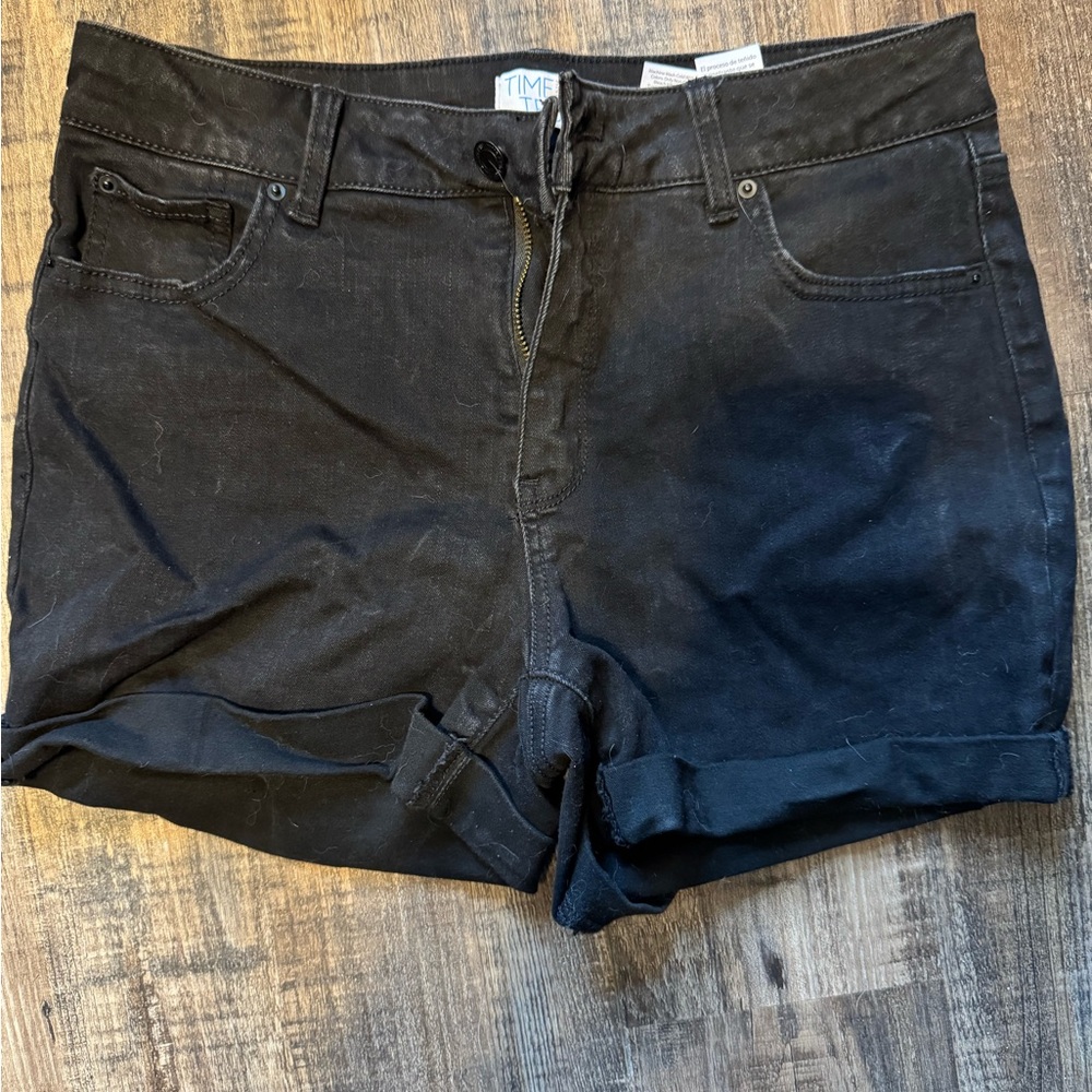 Time and Tru Black Jean Shorts